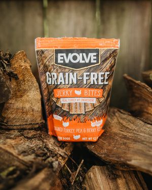Image post by @evolvepetfood on Instagram