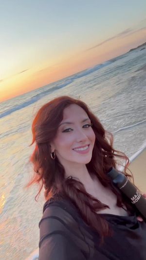 Video post by @thebeachwaver on TikTok