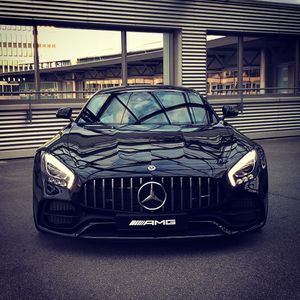 Image post by @mercedesamg on Instagram