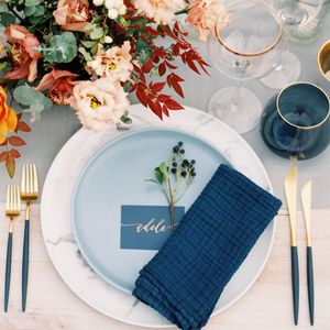 Image post by @theknot on Instagram