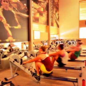 Image post by @gopher_rowing on Instagram