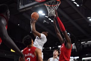 Image post by @numensbball on Twitter