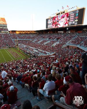 Image post by @ou_football on Instagram