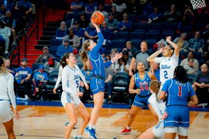 Image post by @SMUWBB on Twitter