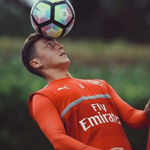 Image post by @soccerdotcom on Instagram