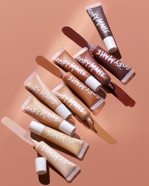 Image post by @fentybeauty on Instagram