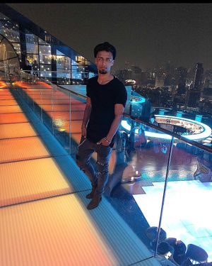 Image post by @hanymuk10 on Instagram