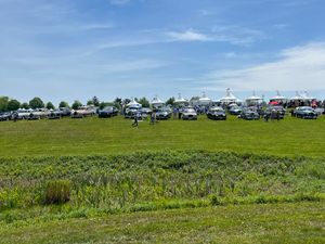 Image post by @blue_coats on Twitter