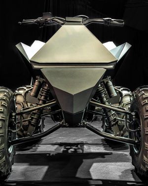 Image post by @fromwhereicharge on Instagram