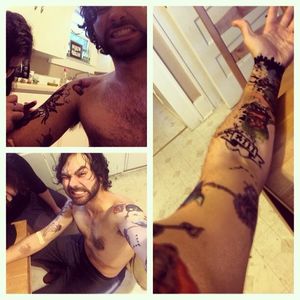 Image post by @shakeygraves on Instagram