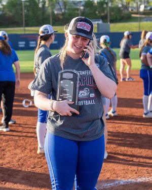 Image post by @shu_softball on Instagram
