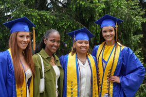 Image post by @hofstrawbb on Instagram