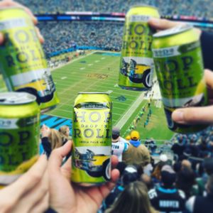 Image post by @roaringriot on Instagram