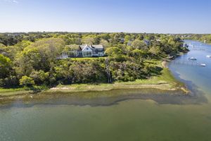 Image post by @christiesrealestate on Instagram