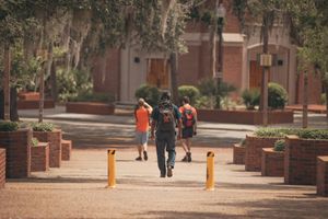 Image post by @UF on Twitter