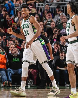 Image post by @giannis_an34 on Instagram