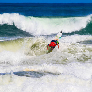 Image post by @wsl.qs on Instagram