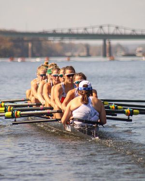 Image post by @canesrowing on Instagram
