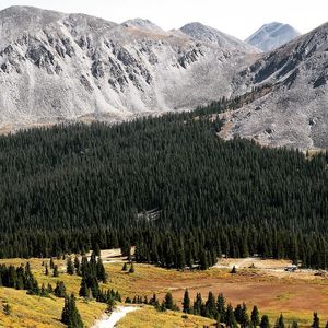 Image post by @earthroamer on Instagram