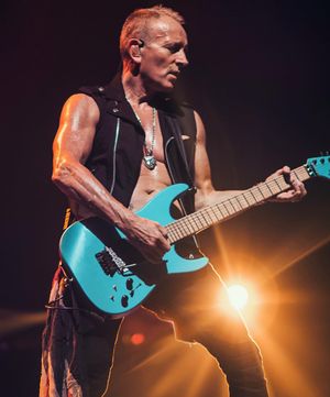 Image post by @defleppard on Instagram