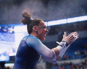 Image post by @gatorsgym on Instagram