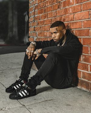 Image post by @shoepalace on Instagram