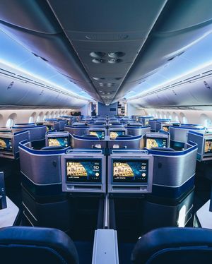 Image post by @united on Instagram