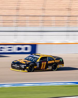 Image post by @NASCAR_Xfinity on Twitter