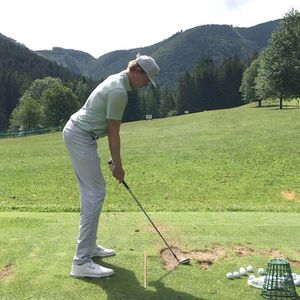 Image post by @alexknappegolf on Instagram