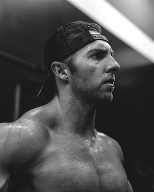 Image post by @nickbarefitness on Instagram