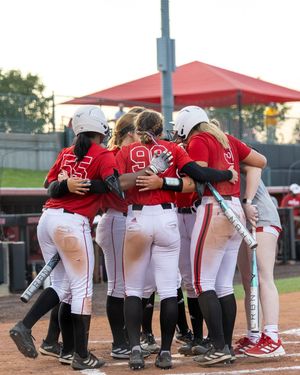 Image post by @huskersoftball on Instagram