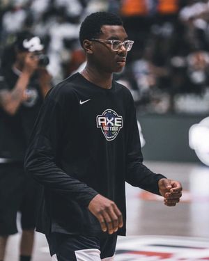 Image post by @teamjamesfamily on Instagram