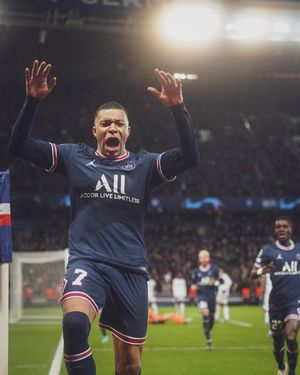 Image post by @psg on Instagram