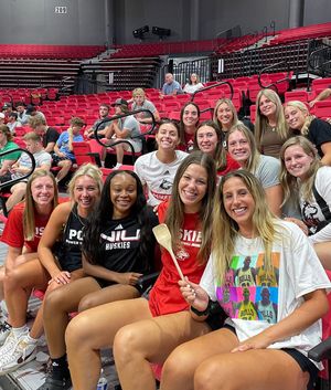Image post by @gohuskieswbb on Instagram