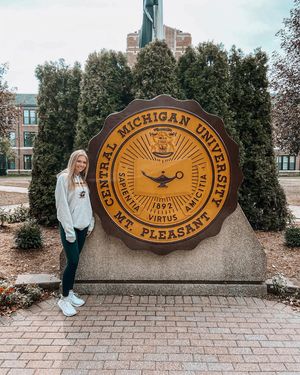 Image post by @maddywallace16 on Instagram