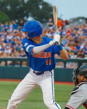 Image post by @GatorsBB on Twitter