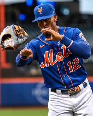 Image post by @losmets on Instagram