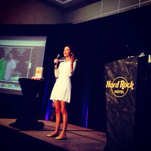 Image post by @elenacardone on Instagram