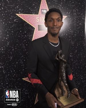 Video post by @nbaontnt on Instagram