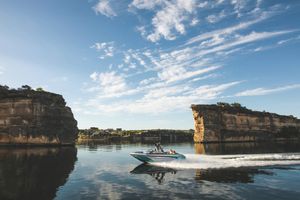 Image post by @tigeboats on Instagram