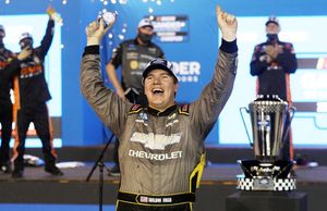 Image post by @phoenixraceway on Instagram