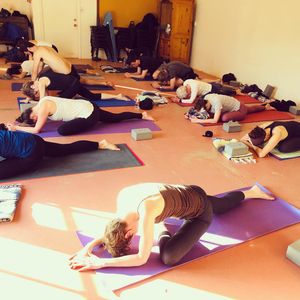 Image post by @yogapartylive on Instagram