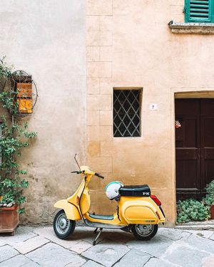 Image post by @moment on Instagram
