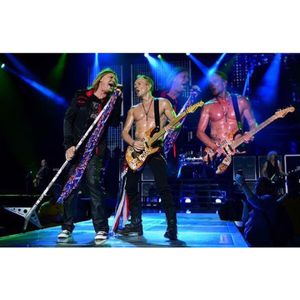 Image post by @defleppard on Instagram