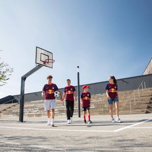 Image post by @redbullshop on Instagram