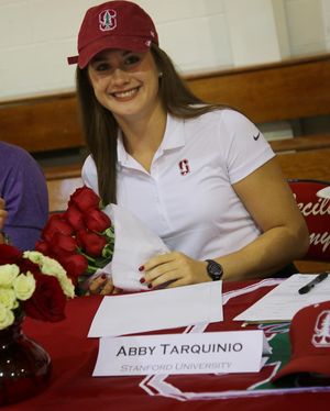 Image post by @stanfordwcrew on Instagram