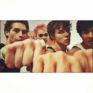 Image post by @5sos on Instagram