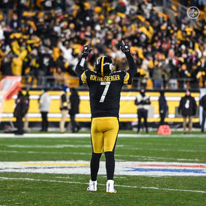 Image post by @steelers on Twitter