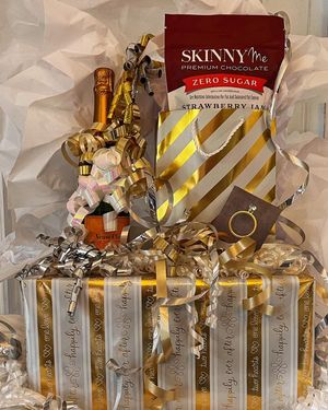 Image post by @skinnymechocolates on Instagram