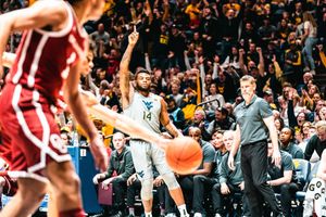 Image post by @WVUhoops on Twitter